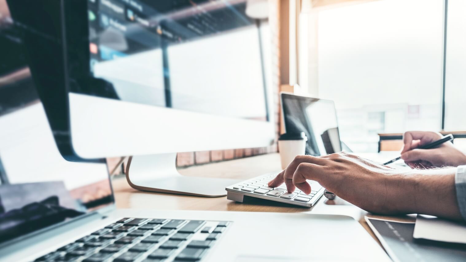 Creon(クレオン)のWEBデザイン